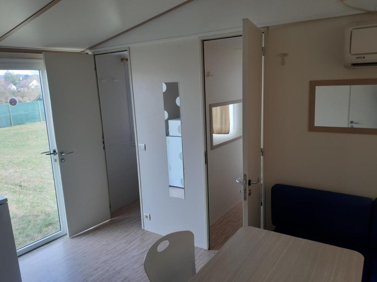 Ferienwohnung Szarszo Apartman Es Kempinghaz Balatonszarszo Exterior foto
